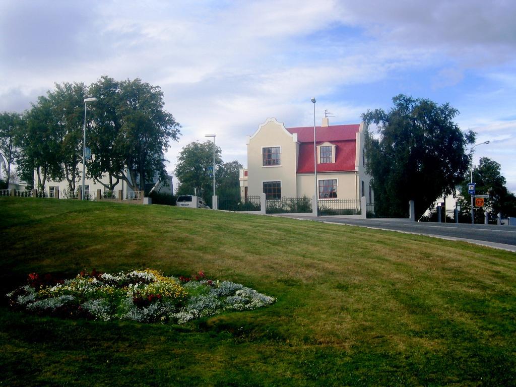 Fe Gisting Hotel Akureyri Exterior photo